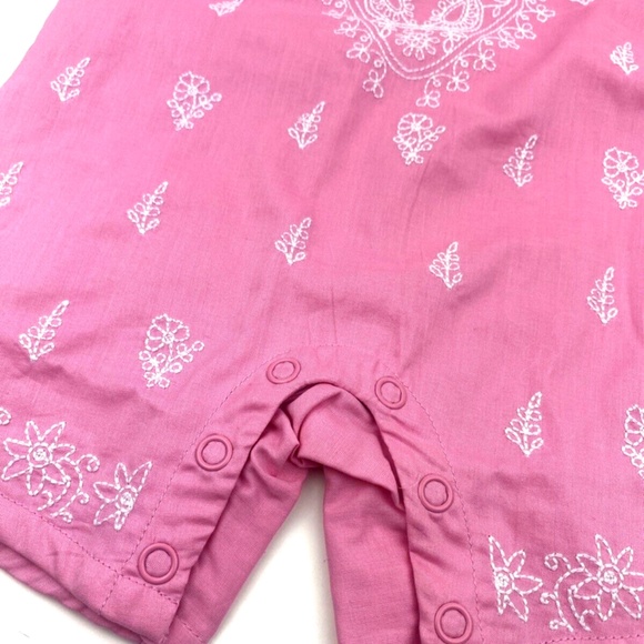 Pottery Barn Baby Outift Size 0-3m Girls One Piece Pink Buttons Children Kids - Picture 3 of 8